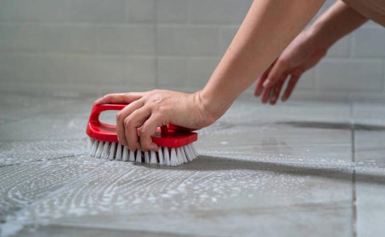 Ease of Use and Cleanup for Adhesive