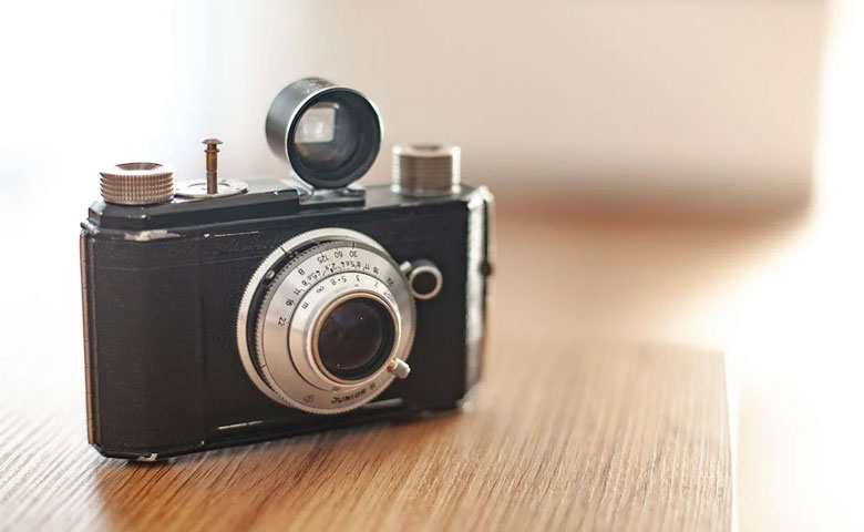 Tips for Buying a Retro Digital Camera